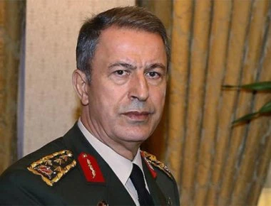 Ο Χ.Ακαρ δίνει τα… εύσημα στην Ελλάδα για τους Τούρκους στρατιωτικούς: «Τους δώσατε πολύ γρήγορα»!